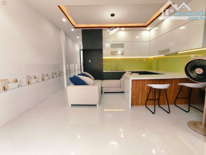 Nhà TK hiện đại, Đường 8m 3PN. Khu Phú Sinh. Gần Hóc Môn SG. - 5