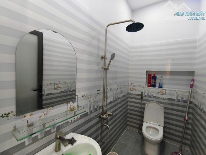 Nhà cách chợ 1km 3PN 5x20 (tặng 1m là 6x20) TK chuẩn sang trọng giá đầu tư - 5