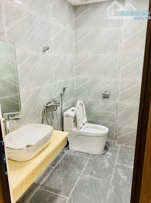 Bán nhà Lĩnh Nam, 5 tầng, Thang máy, 7.75 tỷ, 35m2, ngõ nông, ô tô đỗ cửa - 5