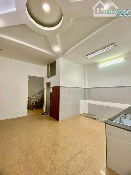 Bán nhà đúc 3 tầng , đường 8m, dt 5x15, Phan Huy Ích, Phường 15, Tân Bình, giá nhỉnh 7 tỷ - 5