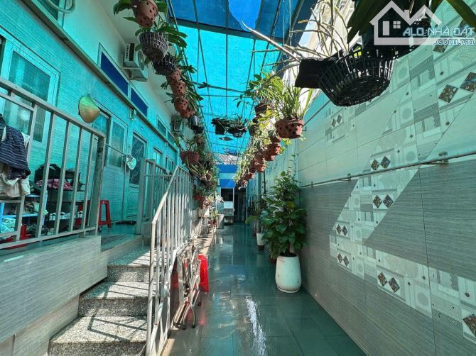 CHDV 4 lầu HXH Nguyễn Thị Định Q.2 ngang 7.5m 310m2 53PN T.máy có hầm TN 200tr chỉ 39 tỷ. - 5
