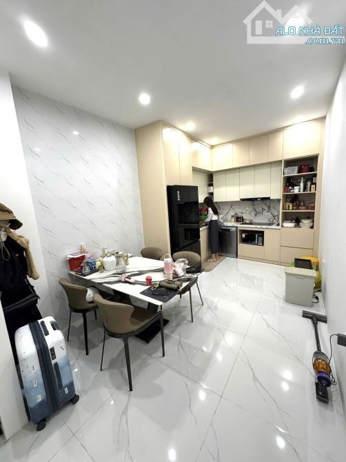 BẮC TỪ LIÊM XUÂN ĐỈNH GIÁ 10 tỷ 50m 5 TẦNG 2 THOÁNG CÁCH ĐƯỜNG Ô TÔ 10 m NHÀ MỚI Ở LUÔN - 5