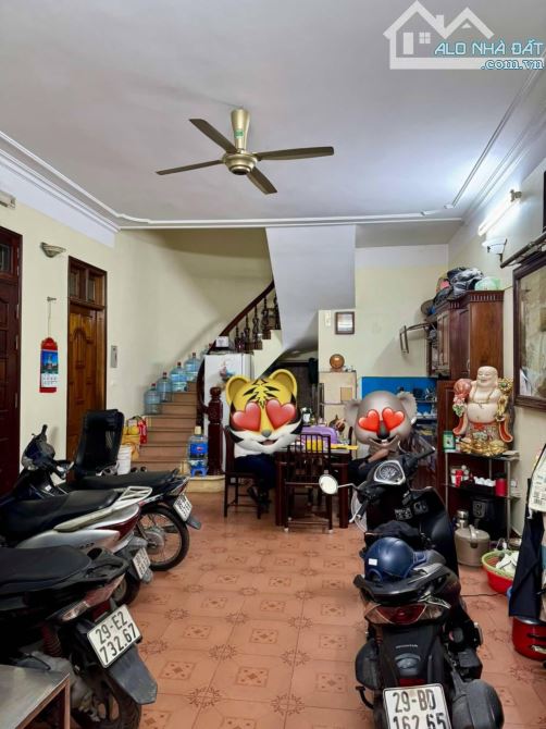 BÁN TÒA CCMN ĐƯỜNG LÁNG. 140M2 XÂY 7 TẦNG. THANG MÁY. MT 8,2M. 21 PHÒNG KK. CHO THUÊ. - 5
