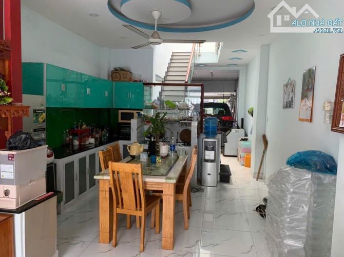 Nhà 3 tầng 2 MẶT TIỀN đường SỐ 6 , phường 15 Q. Gò Vấp ,dt 93m2 (4mx22m) hẻm 8m 💵 10,9tỷ - 5