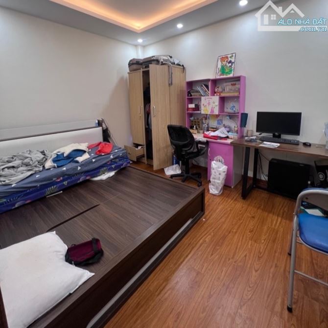 Nhà Di Ái ô tô đỗ cửa lô góc siêu đẹp 40m2 4 tầng dân xây mặt tiền 4m gần chợ, hồ 4 tỷ 9 - 5