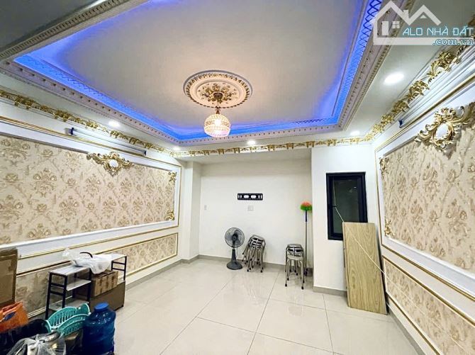 HƯƠNG LỘ 2 - KHU PHÂN LÔ CỰC VIP - HẺM NHỰA 7M - XÂY 5 TẦNG MỚI CỨNG - SỔ NỞ HẬU - 5