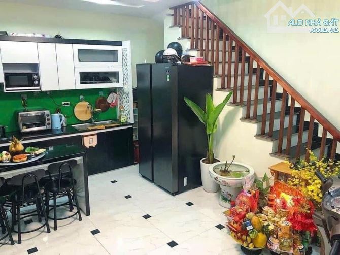 BÁN NHÀ MỄ TRÌ NAM TỪ LIÊM 30/33T2 6,6 TỶ 5 TẦNG MT 5,5m. NGÕ THÔNG RỘNG. NHÀ ĐẸP Ở NGAY. - 5