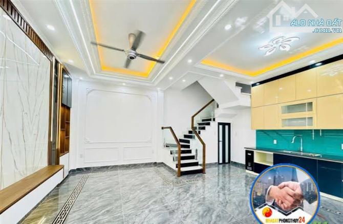 Bán nhà 4 tàng tại Chợ Hàng, Dư Hàng Kênh , Lê Chân  Giá 4ty5 - 6