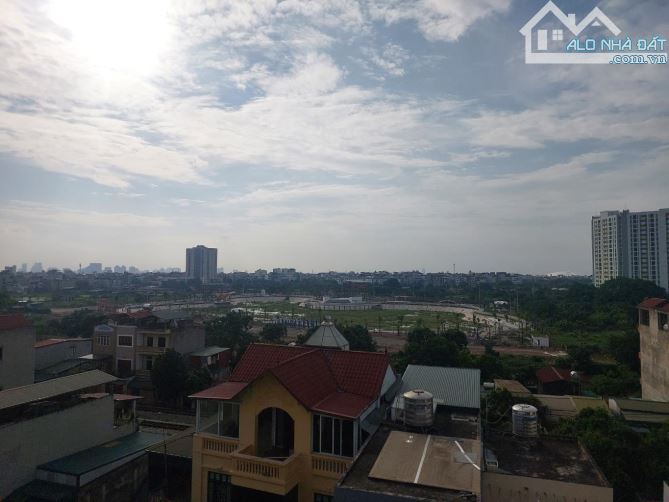 Bán nhà ngọc lâm 53m2 xây 7 tầng thang máy , gara ô tô , kinh doanh , trước nhà ô tô tránh - 15