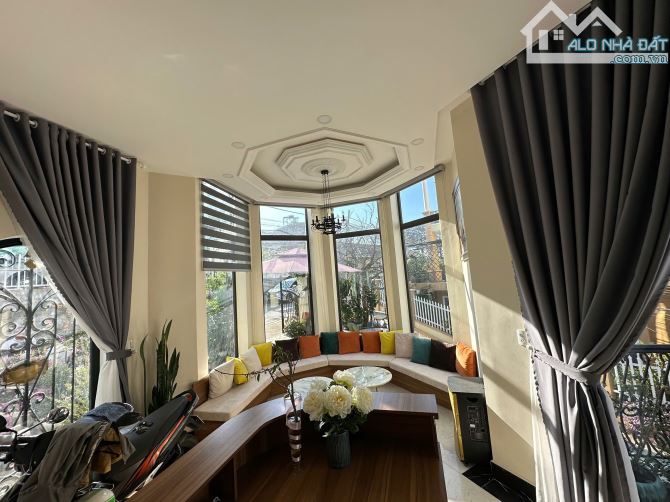 Bán biệt thự 2 mặt tiền hẻm Trịnh Hoài Đức Phường 11 Đà Lạt - 6