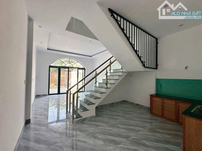 Bán Nhà 1 Trệt 1 Lầu Sổ Riêng Thổ Cư 100%, hẻm Văn Phương - Xã Thạnh Phú - Vĩnh Cửu - 6