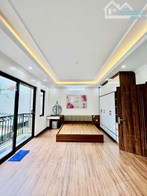 Nhà cực đẹp, oto qua, gần Phố, Tam Trinh, thang máy, 68m2 x mtiền 6m. Sốt bán 12.8 tỷ - 6
