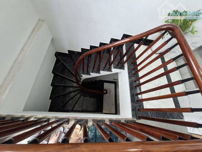 Bán nhà mặt phố Bắc cầu , ngọc thụy 100m2 xây 4 tầng , thang máy gara ôtô, kinh doanh đỉnh - 6