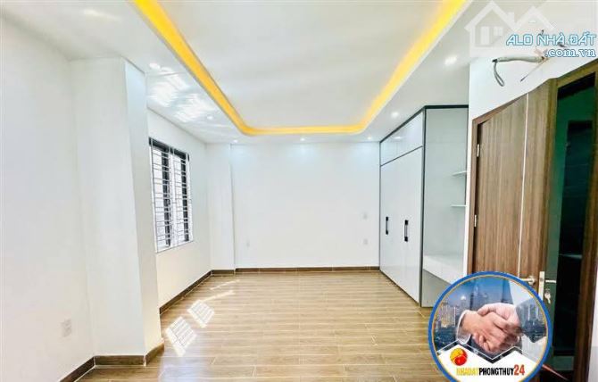 Bán nhà 4 tàng tại Chợ Hàng, Dư Hàng Kênh , Lê Chân  Giá 4ty5 - 7