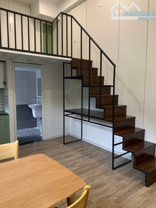 Tòa nhà  37 căn hộ dịch vụ 1hầm 6 tầng 6x31m quận 7 dòng tiền 200 tr/tháng  giá 37 tỷ TL - 7