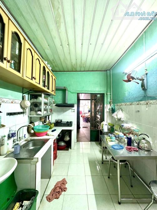 Nhà 2 tầng Mặt tiền đ ĐHT 2, phường ĐHT,Q12, dt 117m2 (4mx29m) Đường 10m DÒNG TIỀN 10TR/TH - 7