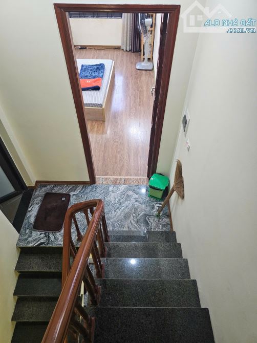 BÁN NHÀ PHỐ TRẠM LONG BIÊN LÔ GÓC 6 TỶ 35m, 5 TẦNG MT 4m, Ô Tô, KD, GIAO PHỐ TƯ ĐÌNH - 7