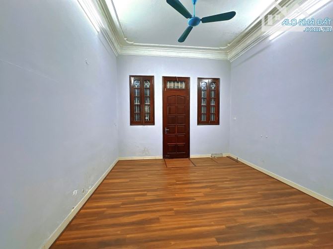 BÁN NHÀ MẶT PHỐ HOÀNG QUỐC VIỆT 92m2 - 6T - MT 4.5m - 66 TỶ - 2 MẶT TIỀN - KINH DOANH ĐỈNH - 7