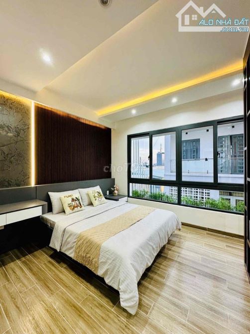 Bán nhà, mặt tiền đường số 17 Quận 7 KC 3 tầng DT 6m x 11m. 3 tầng Giá 14 tỷ - 8