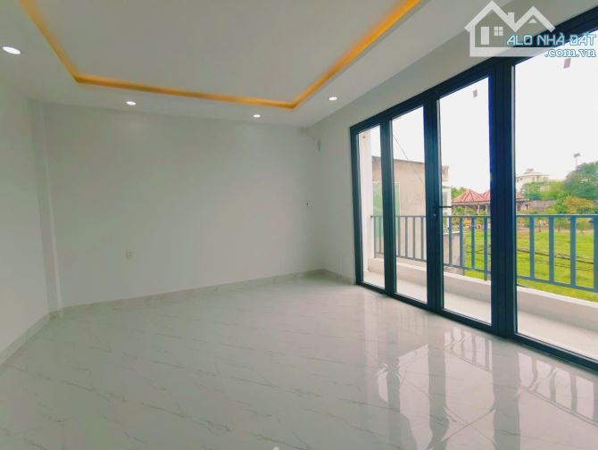 BÁN NHÀ 1 TRỆT, 1 LẦU GẦN NGÃ 3 MỸ HẠNH 5x20m XÃ MỸ HẠNH BẮC, ĐỨC HÒA , LONG AN GIÁ 2.4 TỶ - 8