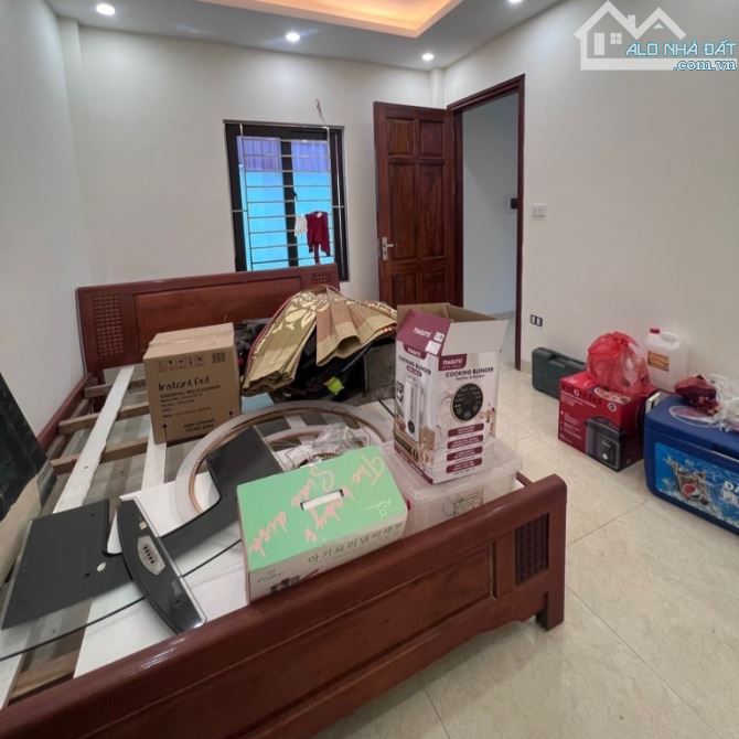 Nhà Di Ái ô tô đỗ cửa lô góc siêu đẹp 40m2 4 tầng dân xây mặt tiền 4m gần chợ, hồ 4 tỷ 9 - 8