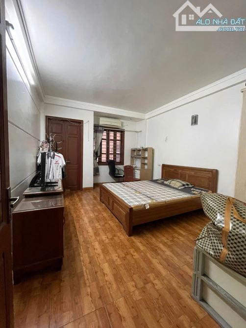 Siêu hot bán NR tại Vĩnh Hưng, 5,8 tỷ, 32m2, 3PN, 4WC, 5 tầng Ngõ nông gần phố oto đỗ gần - 9
