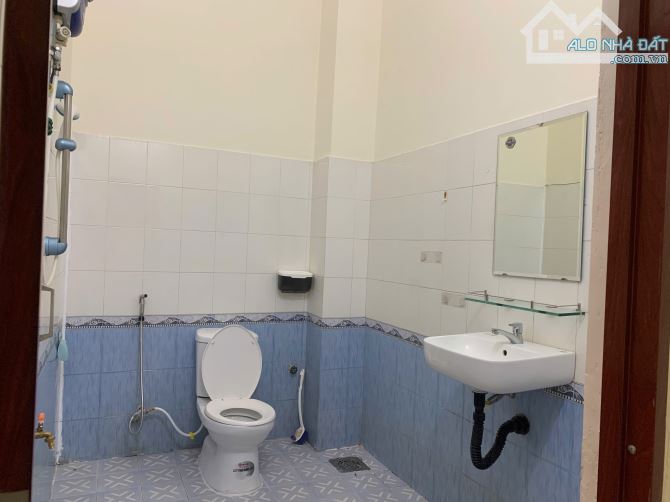 🔥 Nhà 2 tầng kiên cố đối diện công viên . Gần chung cư An Thịnh - Vĩnh Hải 🔥 - 9