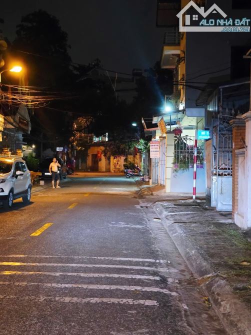 BÁN NHÀ LÔ GÓC GIANG BIÊN LONG BIÊN 6 TẦNG 5.9 TỶ 35m, MT 4m, gần Hồ điều hòa và công viên - 9