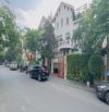 Bán Biệt thự víp Làng Việt Kiều Châu Âu, trục chính khu cao cấp dt200m2 giá 50 tỷ