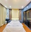 Giá rẻ chốt ngay nhà 51m2 6 tầng ở Nguyễn Văn Cừ