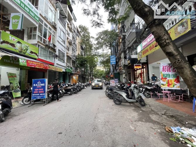 Bán nhà phân lô Đền Lừ  vỉa hè ô tô tránh vị trí kinh doanh đắc địa 33m2 giá 14 tỷ