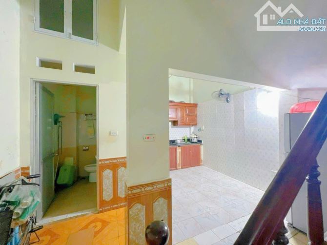 Bán nhà Vạn phúc hà Đông phân lô, ô tô vào nhà DT 65m2 x 4m MT x 3 tầng