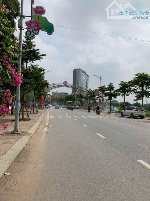 Cân bán đất đẹp mặt Tỉnh lộ 179 trước mặt Ecopark