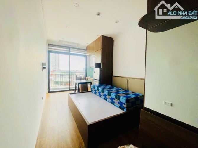 Bán căn hộ dòng tiền 8 tầng thang máy tại Lạc Long Quân, Cầu Giấy, doanh thu khủng, 51.5tỷ