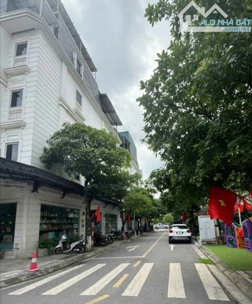 BÁN BIỆT THỰ LIỀN KỀ VIME FULLAND – 45 MẠC THÁI TỔ, 120M2 5T 66,9 TỶ