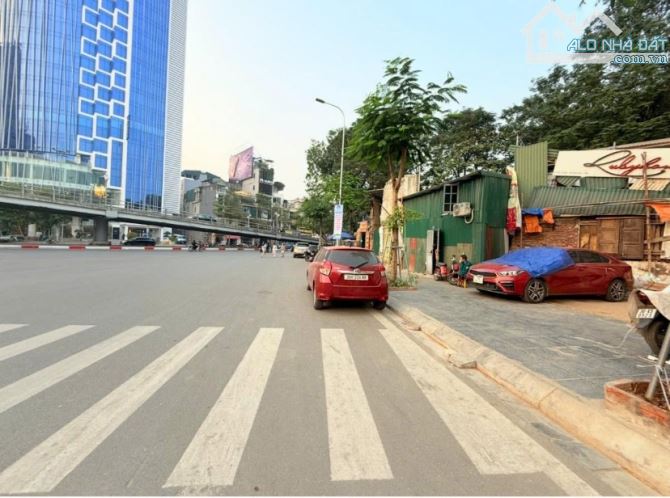 MẶT PHỐ CHÙA BỘC 92m2 - 2 THOÁNG VĨNH VIỄN - GẦN NGÃ TƯ XÂY TOÀ NHÀ CỰC ĐẸP 🌸