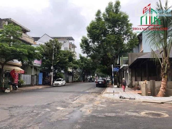 Đất số 38 Văn Cao 7,18x15,6 6ty450 hướng Tây Bắc. Giá tốt cho khách thiện chí