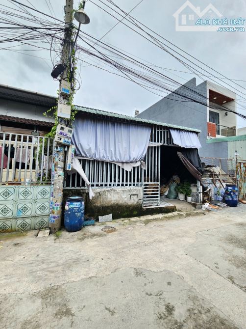 Bán nhà cấp 4 (5.6x16.5m), hẻm Đoàn Thị Kia p.Tân Đông Hiệp, đang thuê 6tr/th
