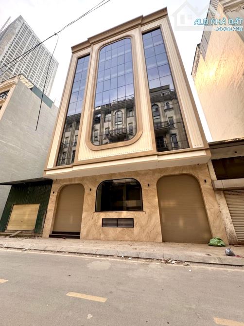 Building mặt phố Hoàng Ngân, 88m*9T thang máy, 2 thoáng, thông sàn, DT 1.6 tỷ/năm