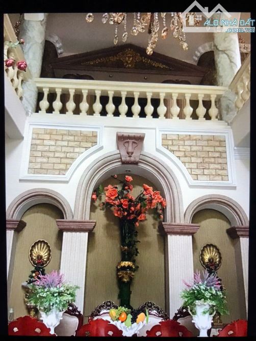 Tài sản rẻ nhất thị trường MT Nguyễn Văn Hưởng: (13x 23m) CN: 210m2 XD hầm 7 tầng, giá 45