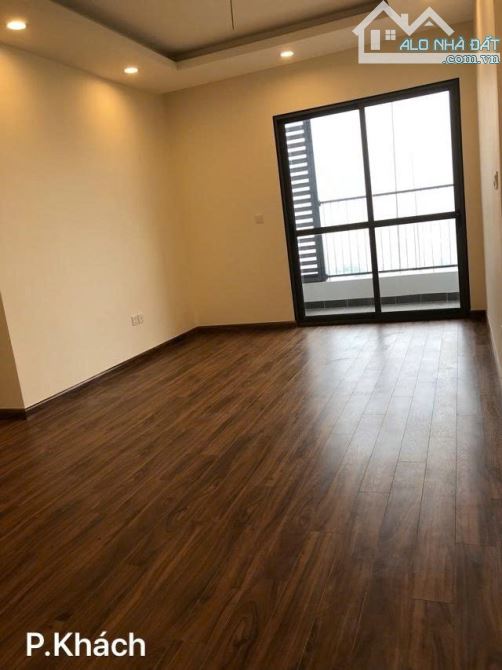Cho thuê CH Golden Palm Lê Văn Lương 84m, 2 ngủ, cơ bản, 14 triệu