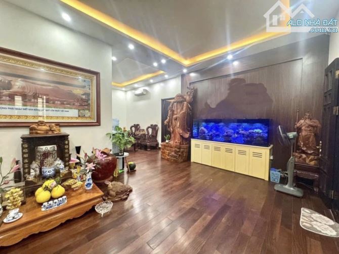 Biệt thự 3 tầng tuyến 3 Lê Hồng Phong ~300m2 -  Đông Nam - 23 tỷ thoả thuận