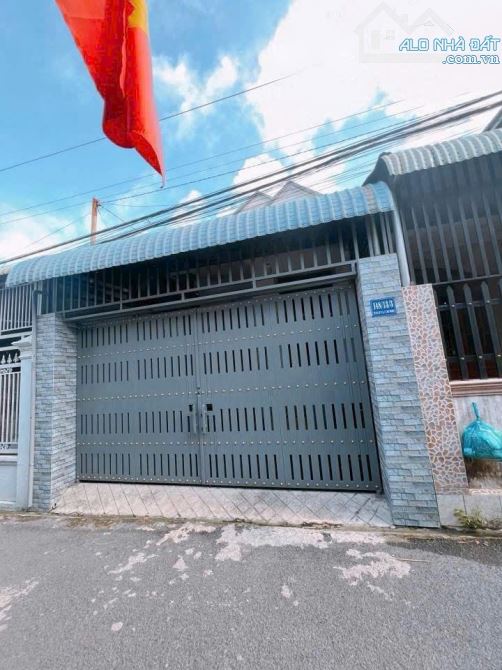 Bán gấp nhà mái thái 110m2 P.Tân phong, full thổ, ô tô, chỉ 3ty TL