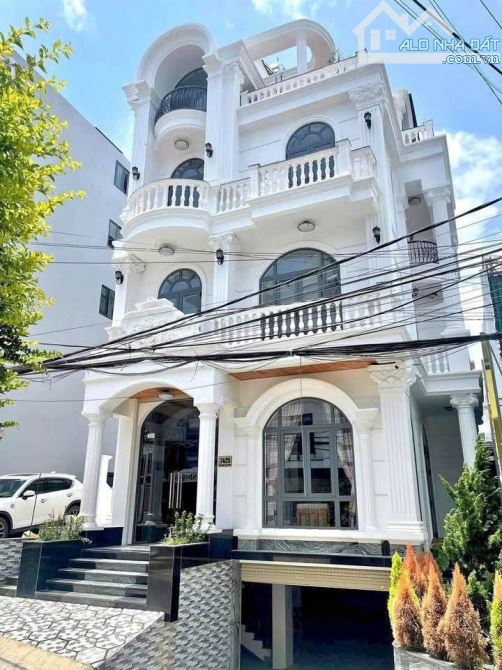 NHÀ 5 TẦNG MẶT TIỀN ĐƯỜNG NHỰA PHÙ ĐỔNG THIÊN VƯƠNG, CÁCH NGÃ 5 ĐẠI HỌC CHƯA ĐẾN 1KM