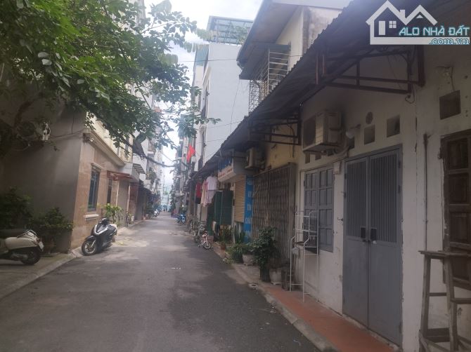 BÁN NHÀ MẶT NGÕ  PHỐ 918 PHÚC ĐỒNG LONG BIÊN 7 TỶ 40m, 1 tầng, ô tô tránh, Kinh Doanh