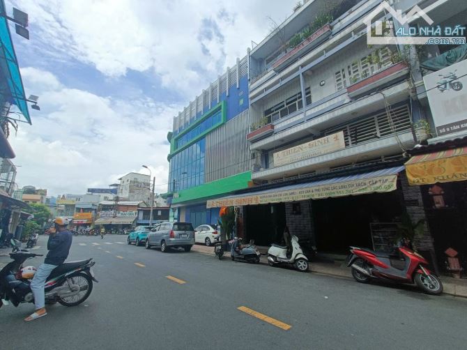 Bán nhà ngang lớn MT đường Tân Khai P.4 Q.11