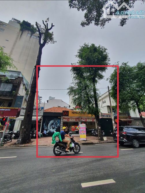Bán Nhà Mặt Tiền Lớn Nguyễn Du, Bến Thành, Quận 1 – CN: 1052m², Đang Thuê 700tr/Tháng
