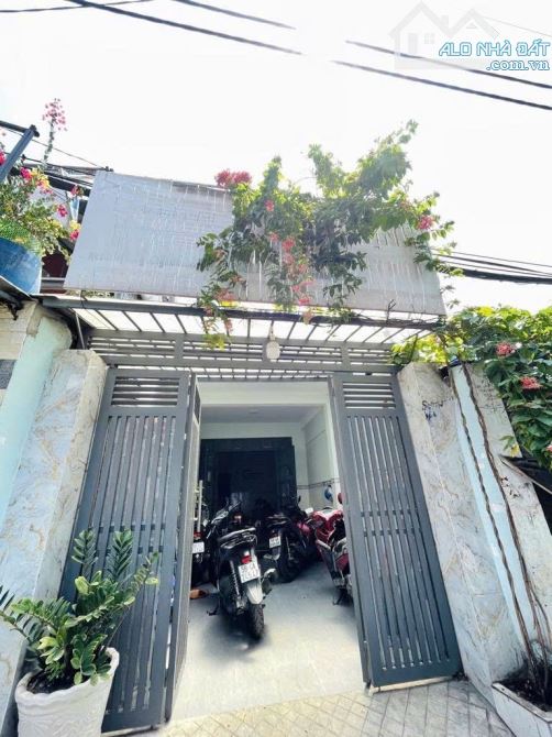 NGỘP BANK Nhà 1,5 tầng đường ĐÔNG HƯNG THUẬN 05, phường ĐHT, Q12, dt 71m2, Hẻm 5m. 3,95Tỷ