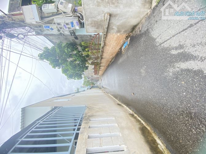 Bán đất đường 12 Lê Trọng Tấn,xã Tân Hưng(phường Long Hương), giá bán: 1,6tỷ với DT: 129m2