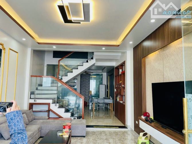 📍Bán nhà 66m x 4 tầng phân lô Hoàng Thế Thiện, Hải An Sau Doji, tuyến 2 giá 6,x tỷ